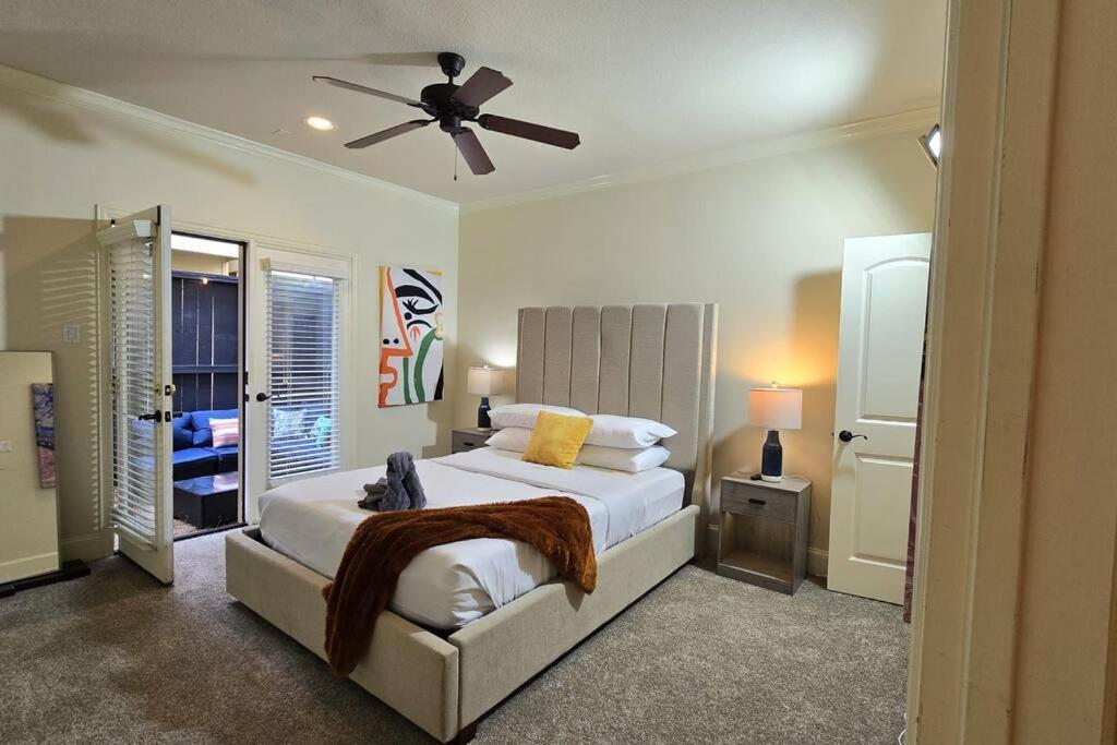 Modern Galleria Gem Private Jacuzzi 3 Br Хюстън Екстериор снимка